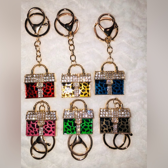 BAG CHARMS BLING CHEETAH PRINT NEW🔥 - Picture 3 of 10